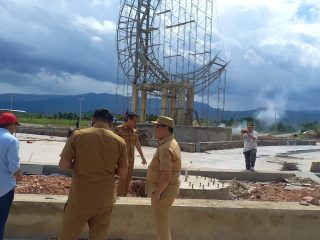 Bupati Ruksamin Tinjau Pekerjaan Jalan yang akan rampung Tahun 2024